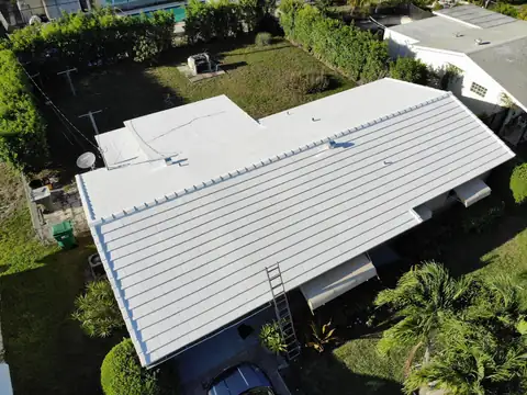 Saxony 900 White in West Palm Beach Saxony 900 White in West Palm Beach