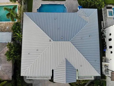Aluminum Slate Gray in North Miami Beach Aluminum Slate Gray in North Miami Beach